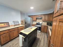Coastal Comfort Close to Camp Lejeune - Image 5