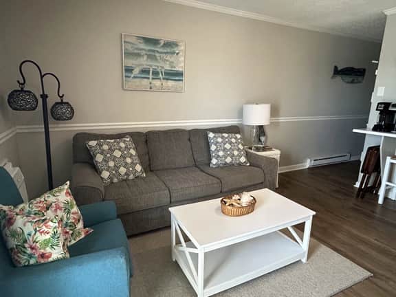 Need A Change of Sea..nery~ 2nd Floor Oceanfront